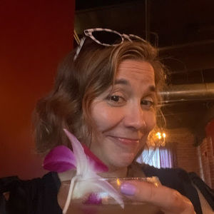 Meet your Posher, Elisa